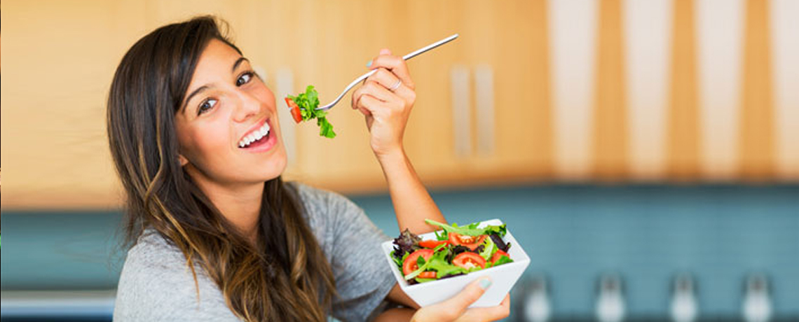 دليل الاحتياجات الغذائية للمرأة: يجب أن يكون لديك أغذية للوقاية من المخاطر المحددة